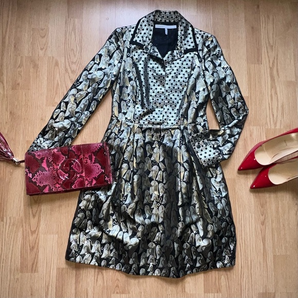 Victoria Beckham gold & black lame geometric print shirt dress - Picture 13 of 16